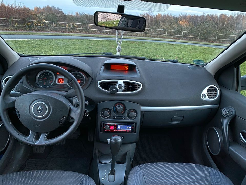Renault Clio 3 1.6 Klima Sitzhzg Automatik Tempomat Gasanlage AHK in Oberhausen