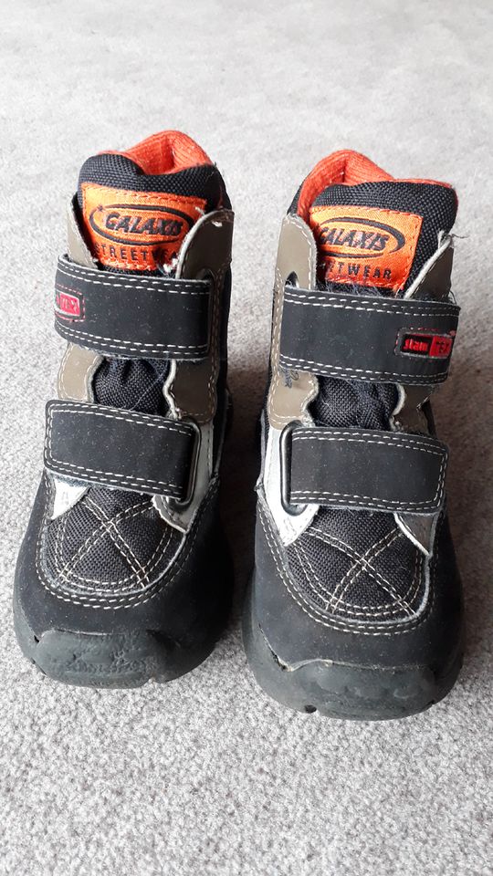 Jungen-Winterstiefel, Gr. 24 in Wuppertal