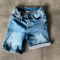 Kurze Jeans Shorts Junge H&M 134 Nordrhein-Westfalen - Schermbeck Vorschau