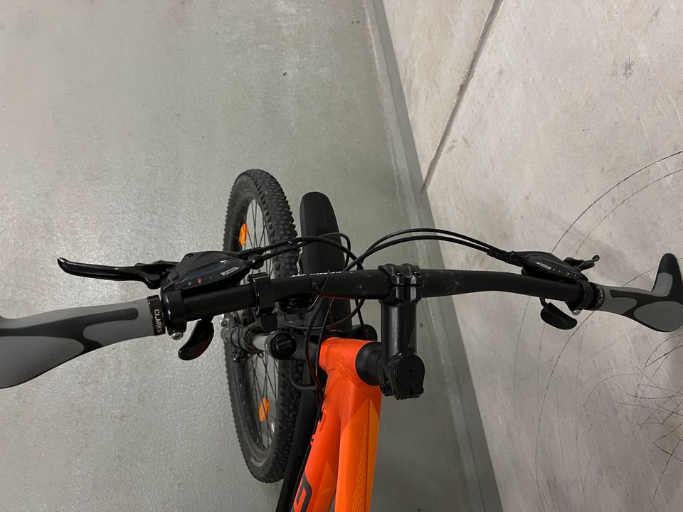 Fahrrad Fokus „Whistler“ 27,5“ in Friedrichshafen