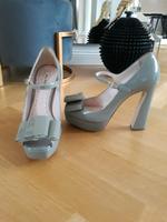 MIU MIU Pumps NP ca. 780 €, grau Lackleder TOP Schleswig-Holstein - Tremsbüttel Vorschau