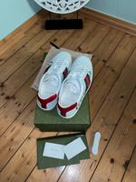 Gucci ACE 100 Limitierter Sneaker Größe 8 Hessen - Bad Endbach Vorschau
