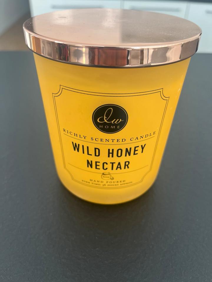 Dw Home - Wild Honey Nectar Candle/ Kerze/ Duftkerze in Köln