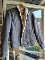 Levi’s Premium Sherpa Trucker Jacke – wie neu – Größe M Hamburg-Nord - Hamburg Hohenfelde Vorschau