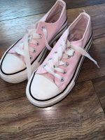 Gut erhaltene Chucks Stoffschuhe rosa Primark Gr.33/34 Schleswig-Holstein - Windeby Vorschau