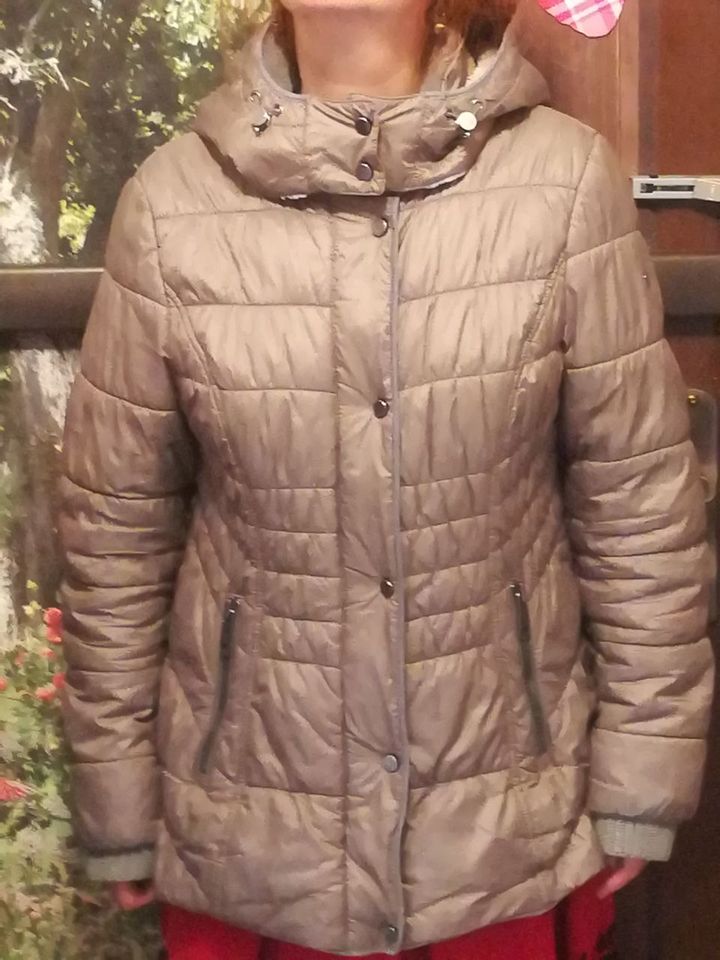 Damenwinterjacke in Hamburg