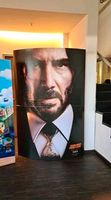 SUCHE - John Wick Kino Aufsteller Pappaufsteller Keanu Reeves Baden-Württemberg - Süßen Vorschau