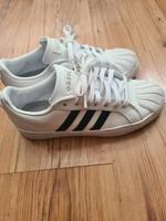 Adidas damen schuhe gr.40 Nordrhein-Westfalen - Hürth Vorschau
