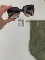 Neuwertige Sonnenbrille mit UV Schutz braun Glitzer Baden-Württemberg - Weingarten Vorschau
