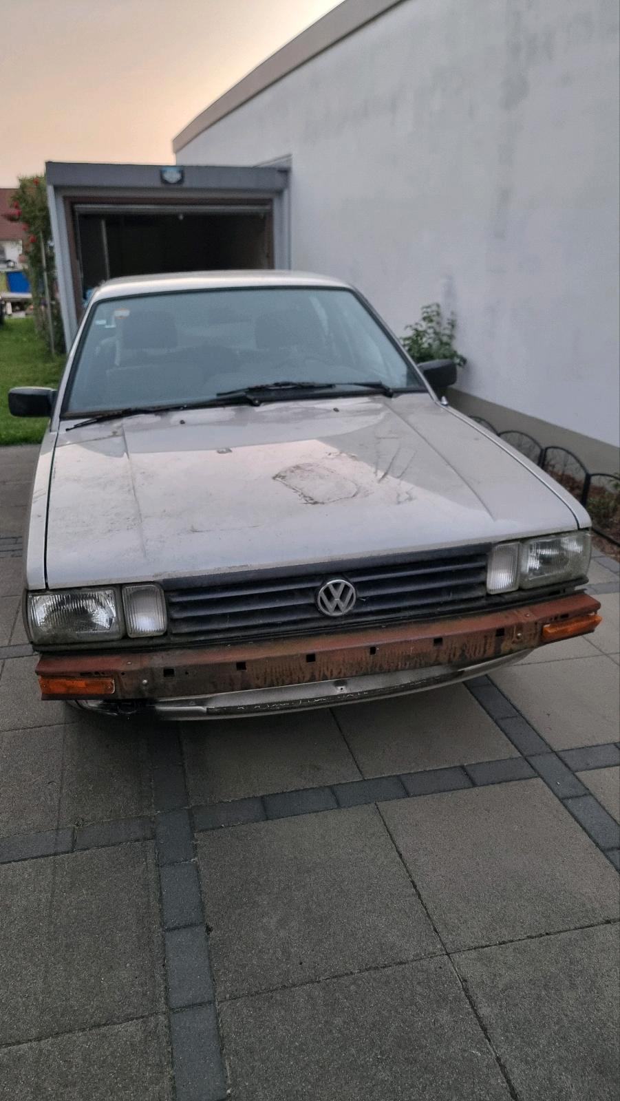 Abbildung des Autos VW Passat B2 32b Schlach…