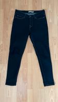 Levi’s Jeans Damen - 711 Skinny (W28/L28) in dunkelblau Hessen - Hungen Vorschau