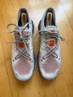 ON Cloud X3 Sportschuh in ivory/grau, kaum getragen, Gr. 47 Bayern - Aschaffenburg Vorschau