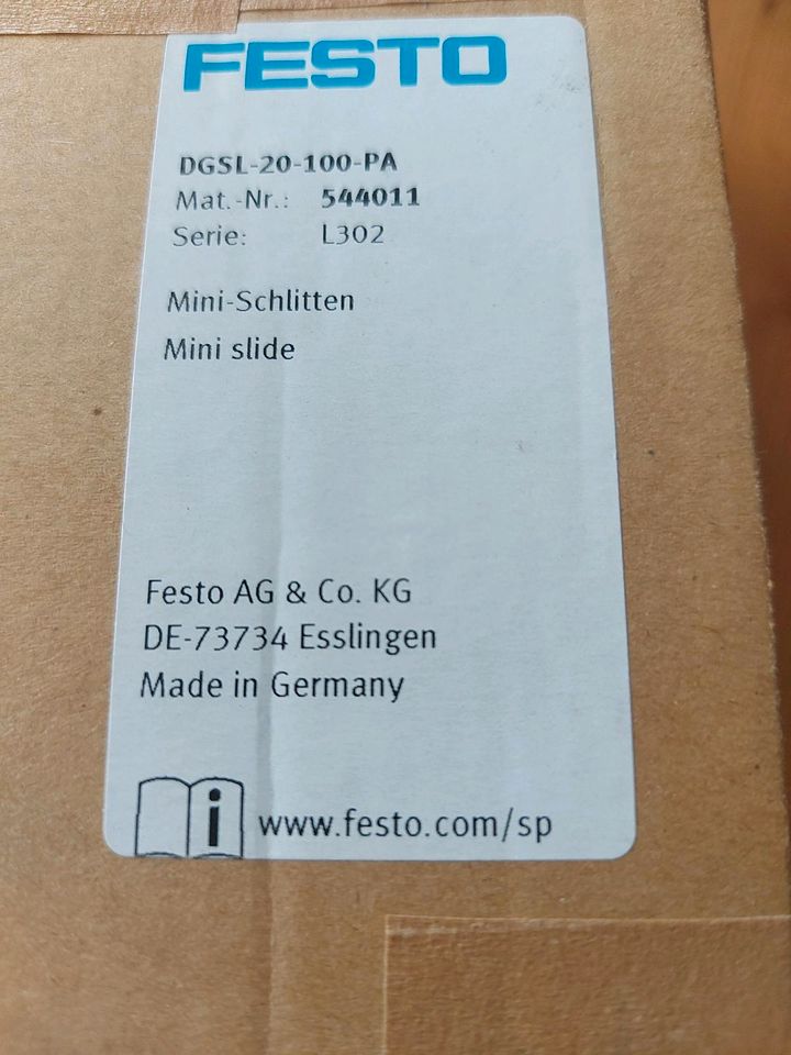 2x FESTO Mini-Schlitten, DGSL-20-100-PA, 544011, neuwertig !!! in München