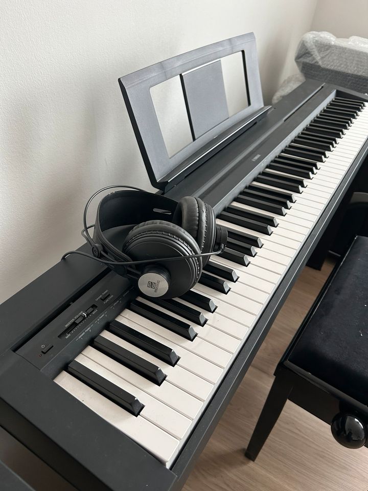 Yamaha Digitalpiano Epiano P45 mit Garantie in Veitshöchheim