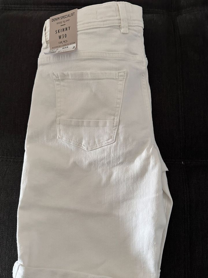 River Island Sommershort Short weiss W30 neu in Köln