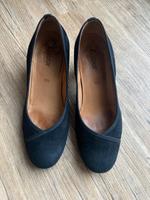 Gabor Samt Absatzschuhe Pumps Gr. 38,5 Brandenburg - Dissen-Striesow Vorschau