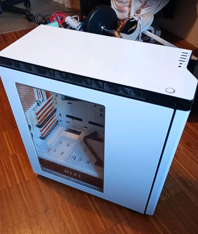 NZXT Case, PC Gehäuse in Bad Aibling