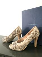 Pumps LAURA 39 NEU Creme Beige spitze Holz Plateau peeptoe Hessen - Darmstadt Vorschau