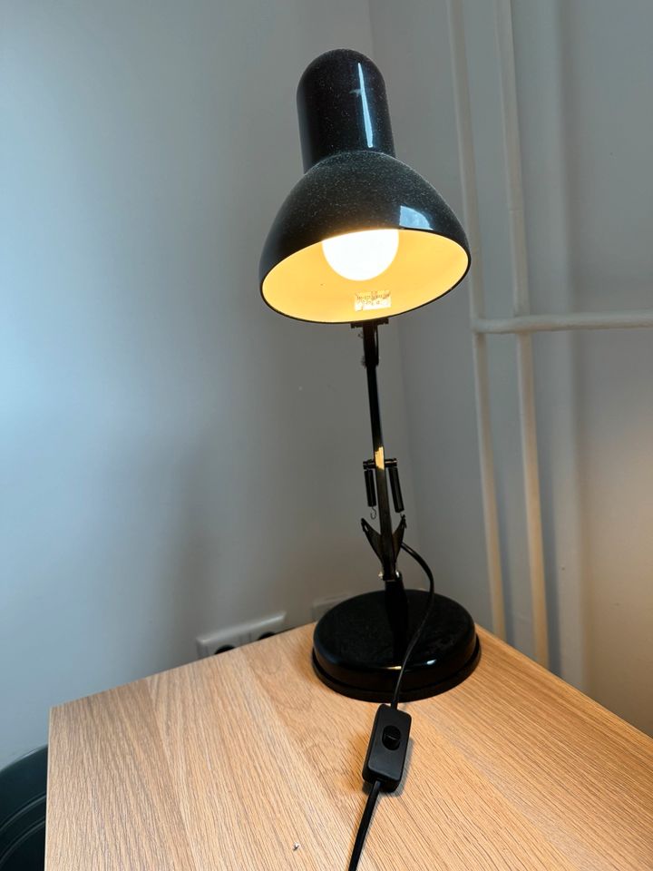 Lampe, Nachttischlampe schwarz in Mannheim