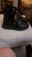 Doc Marten,schwarz,Crewson Chukka.Träumchen! 6loch,gemütlich! Berlin - Zehlendorf Vorschau