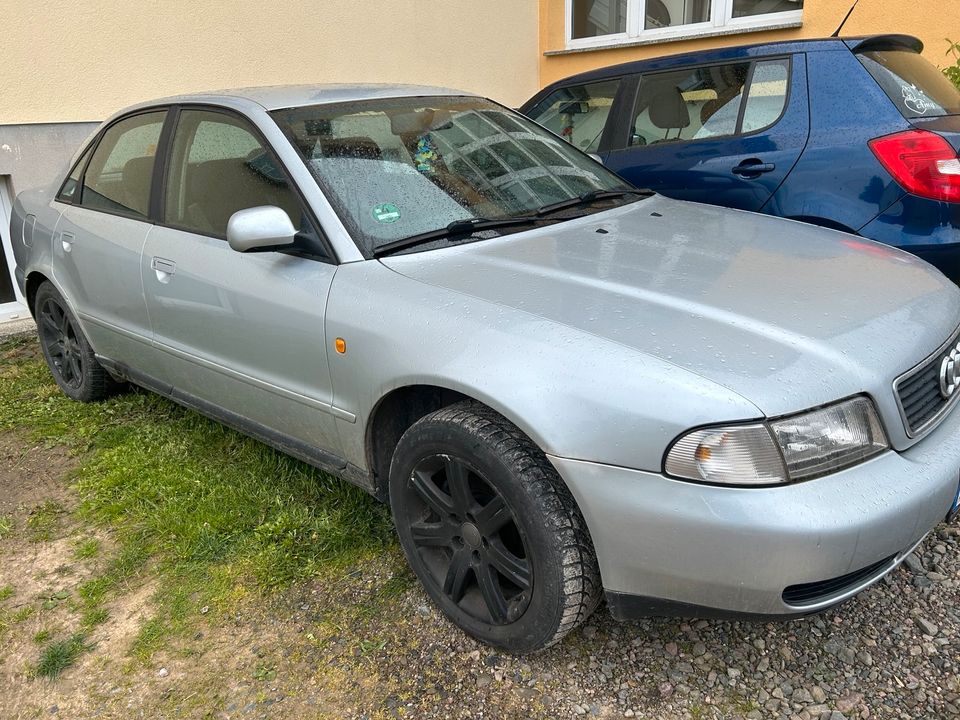 Audi A4 B5 1,6 in Sondershausen