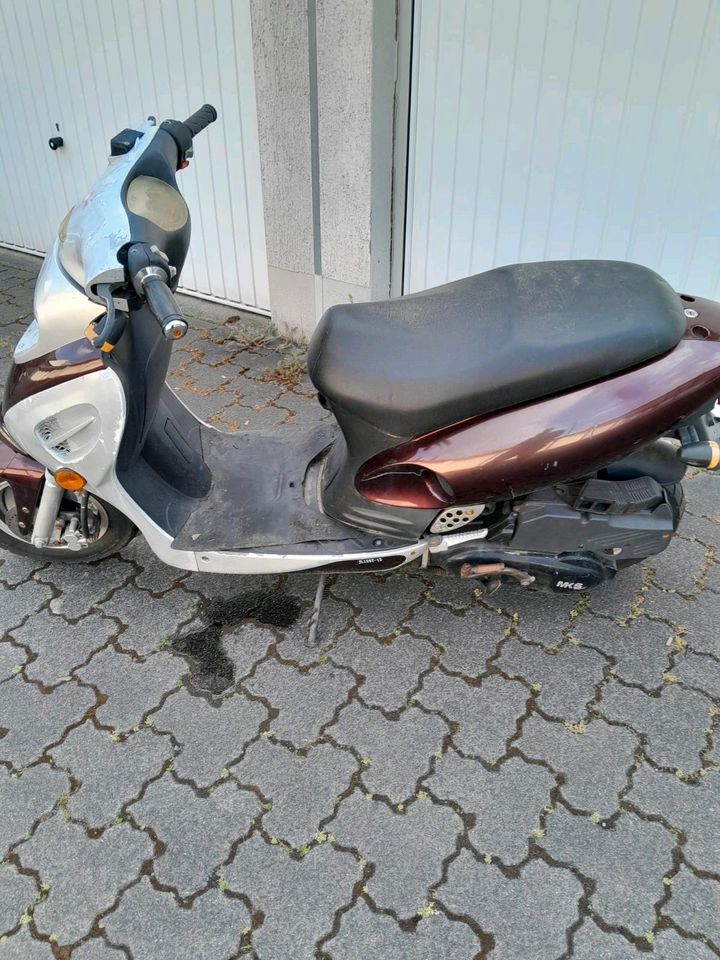 Verkaufe 125 ccm Roller AN BASTLER in Gelsenkirchen