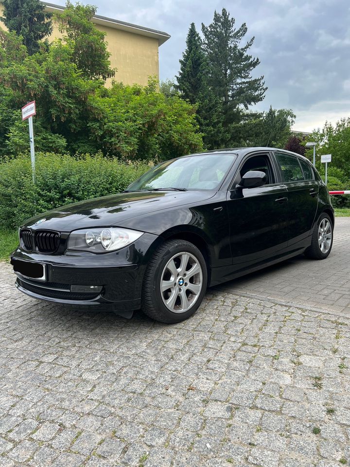 BMW 116i 2,0l Wenig Kilometer in Berlin