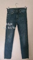 H&M Jeans Slim & Denim Gr. 30/32 Thüringen - Mönchenholzhausen Vorschau