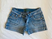 Kurze Jeansshorts 36/38 Bonn - Röttgen Vorschau