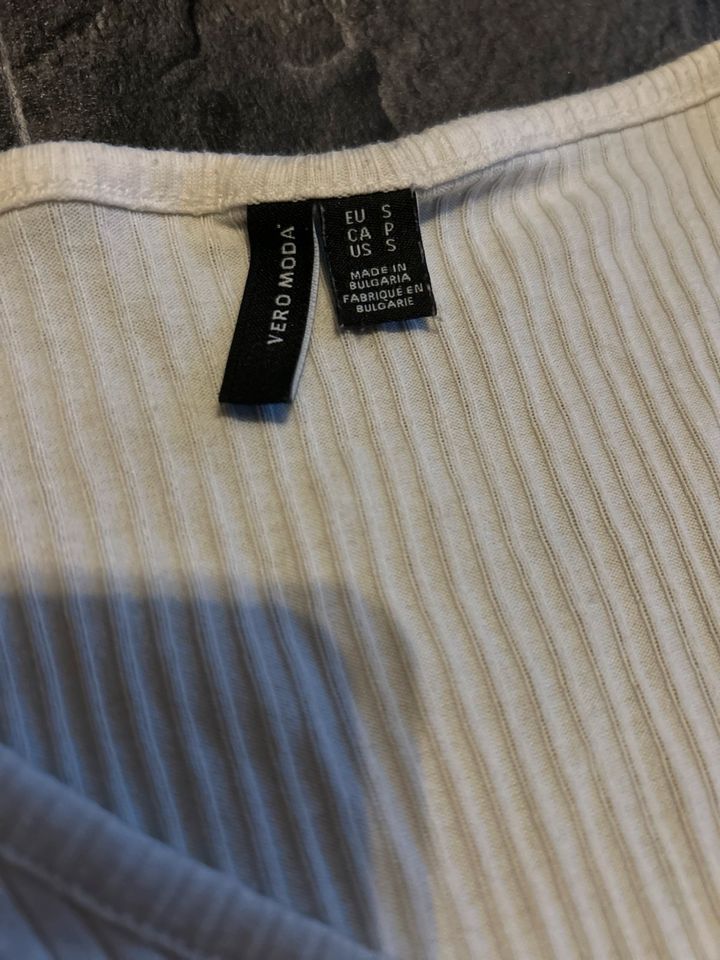 Vero Moda Bauchfrei Langarm Shirt Gr S in Hennstedt