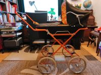 Kinderwagen Stubenwagen Flower power 70er  Vintage Retro Antik Nordrhein-Westfalen - Herscheid Vorschau