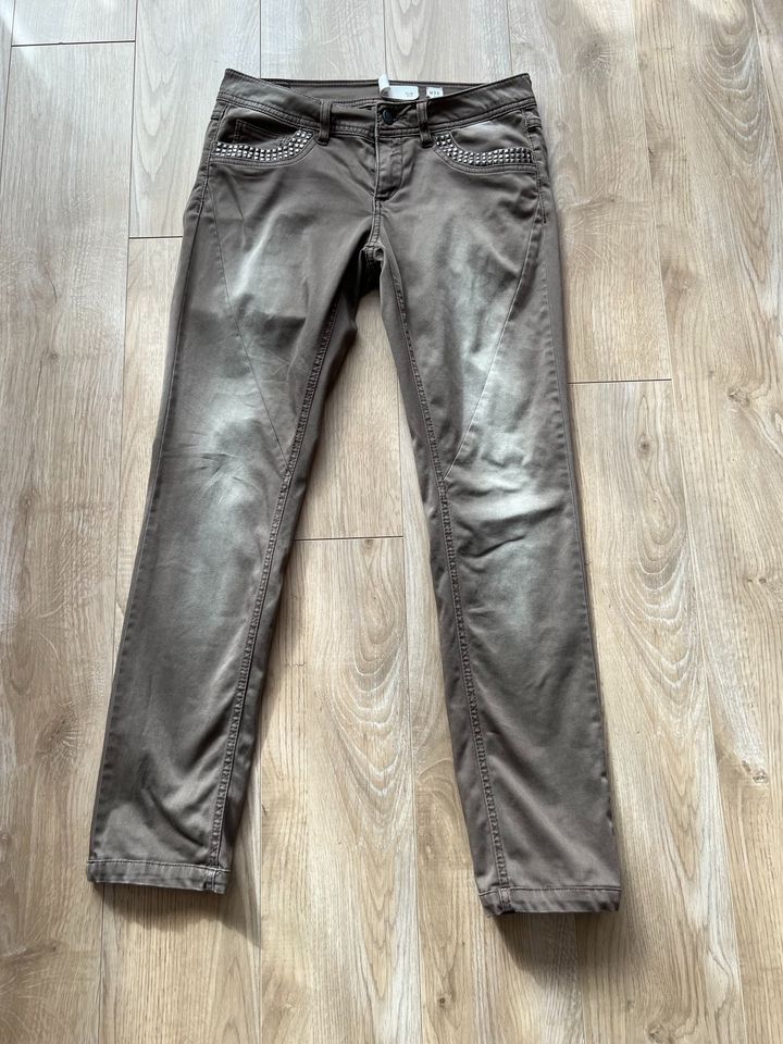 QS by S. Oliver Jeans used Look taupe gr. 36 in Königsbrunn