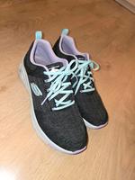 Skechers Arch Fit gr 41 neu Sneaker Turnschuhe Damen Hessen - Wetzlar Vorschau
