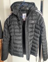 Adidas Jacke Winterjacke Steppjacke Größe 30 Baden-Württemberg - Donaueschingen Vorschau