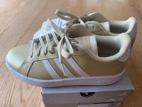 Adidas Sneaker grün 38 neu mit Etikett Hannover - Döhren-Wülfel Vorschau