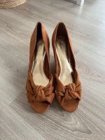 Schuhe braun Keilabsatz h&m 40 Baden-Württemberg - Kronau Vorschau