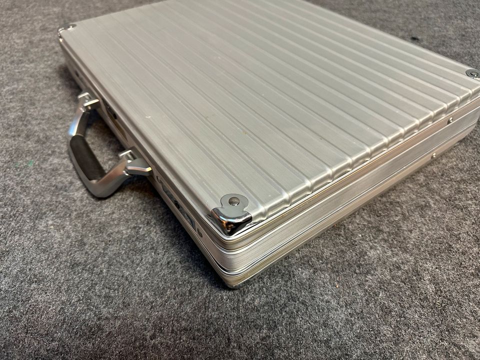 Koffer Rimowa Aluminium Reisekoffer Vintage in Bremerhaven