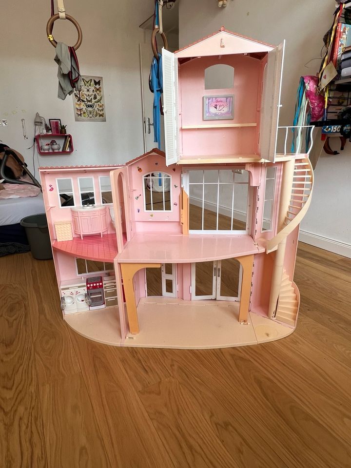 Barbie Traumhaus in Köln