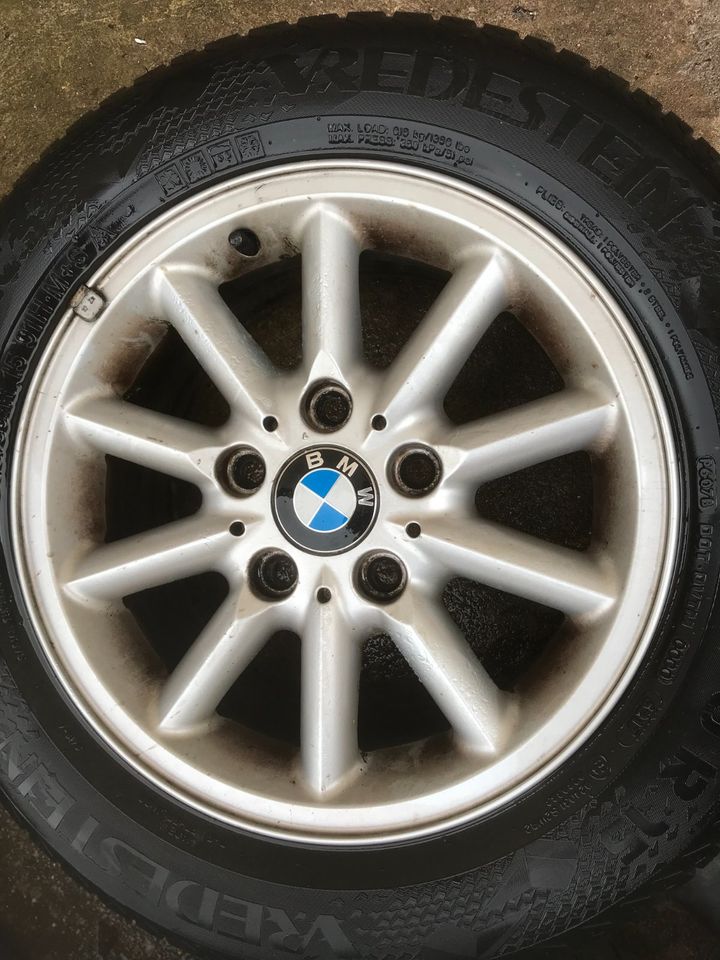 Ganzjahresreifen +Alufelgen 205/60 R15 Vredestein BMW 3er E36 Z3 in Hochheim am Main