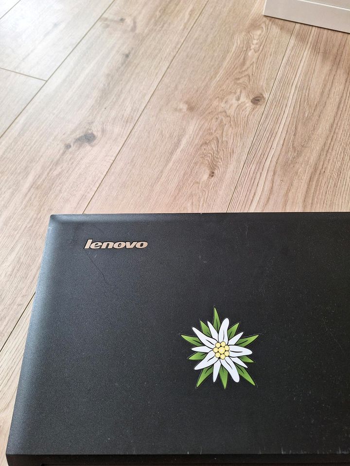 Lenovo Laptop  gebraucht in Aue