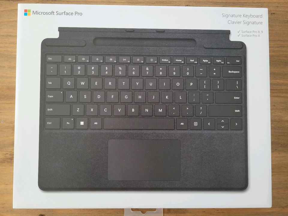 Microsoft Surface Pro 8 / 9 / X Signature Keyboard Schwarz in Limburg