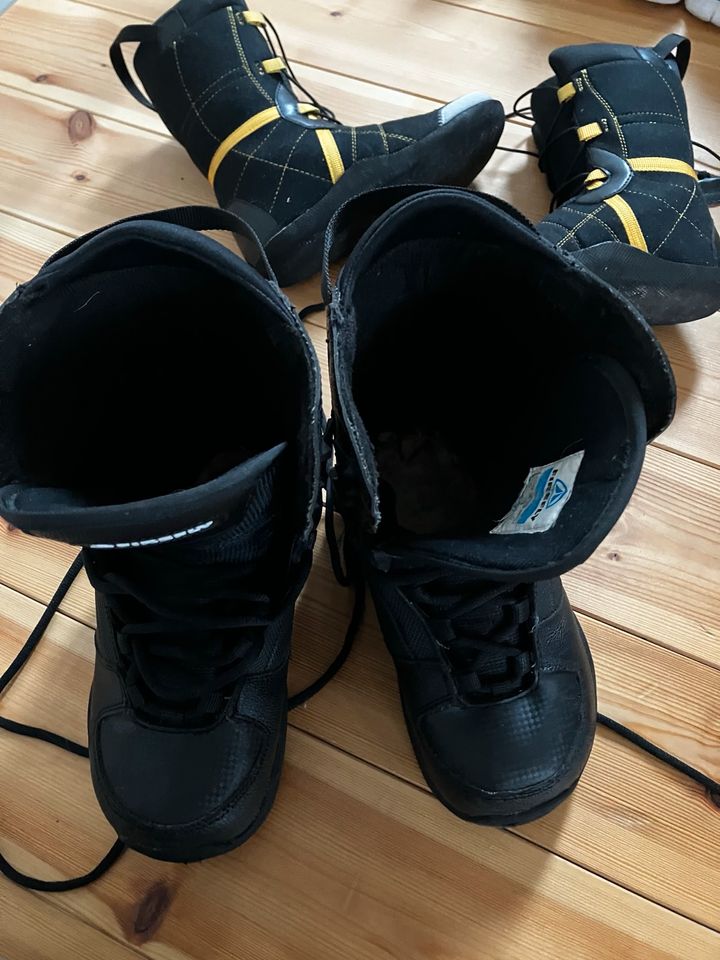 Firefly Snowboard Boots Gr. 4 etwa 35 in Pressig