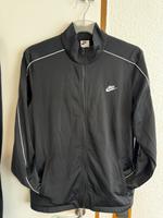 Nike Trainingsanzug Tech Fleece Sweatshirt Jogginganzug Größe M Hessen - Dreieich Vorschau