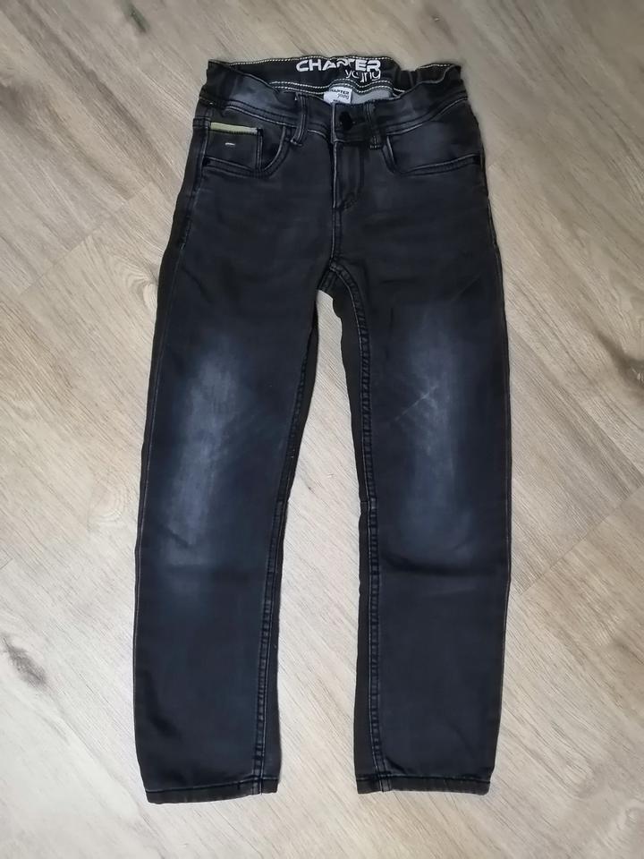 16 tlg. Kleiderpaket Jungen Gr. 134/140 + 16 Ikea Kleiderbügel in Arnstein
