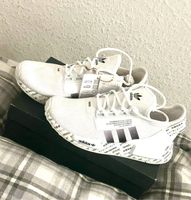 Adidas Schuhe NMD_R1 v2 Größe 36 2/3 Neu Ovp Berlin - Hohenschönhausen Vorschau