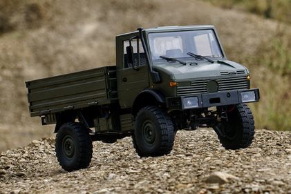 Unimog U1300 1:12 Grün 4x4 2.4GHz RC Truck Crawler Anhänger in Cottbus