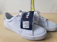 FILA Gr.38 NEU weiße Sneaker mit Etikett Schuhe Nordrhein-Westfalen - Heek Vorschau