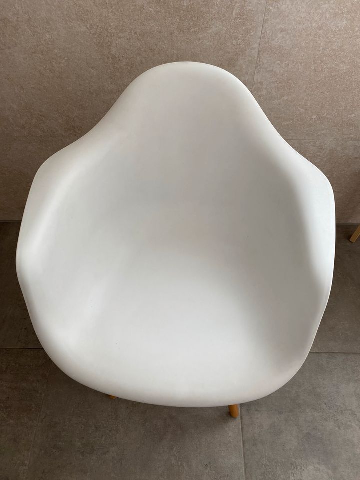 2x Plastic Side Dining Arm Chair Esszimmer Stuhl Weiss Designer in Kleinmachnow