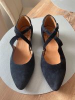 Think Pumps / Slipper dunkelblau Gr. 39,5 Berlin - Steglitz Vorschau