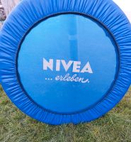 Mini Sporttrampolin mit Nivea Werbeaufdruck Nordrhein-Westfalen - Hilden Vorschau